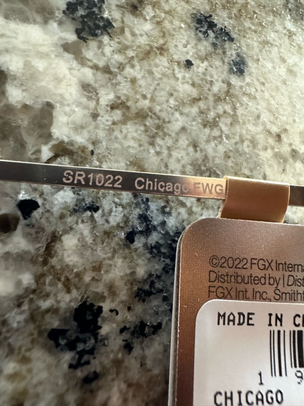 Foster Grant you Chicago low bridge fit Gradient Lens Sunglasses - Picture 7 of 9